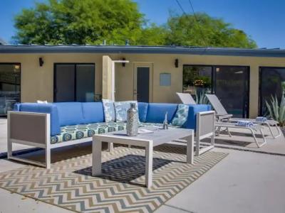Mid-Century Deluxe - 28