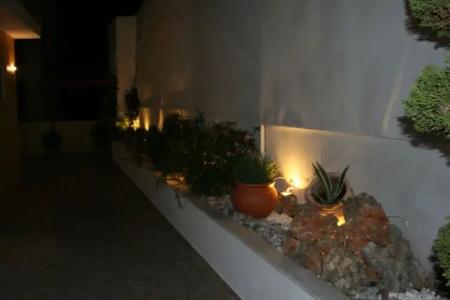 Pantheon Deluxe Apartments - 9