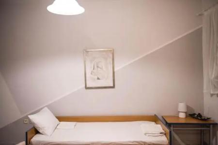 Pantheon Deluxe Apartments - 20