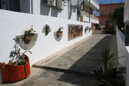 Pantheon Deluxe Apartments - 29