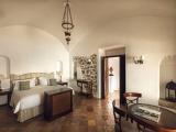Paestum Suite