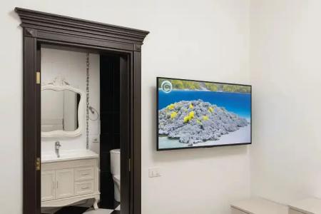 Royal Renaissance - 52