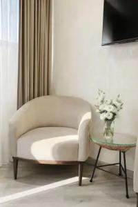 Royal Renaissance - 93