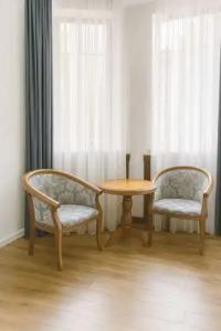 Royal Renaissance - 84