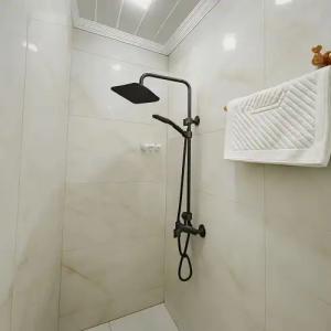 Royal Renaissance - 100