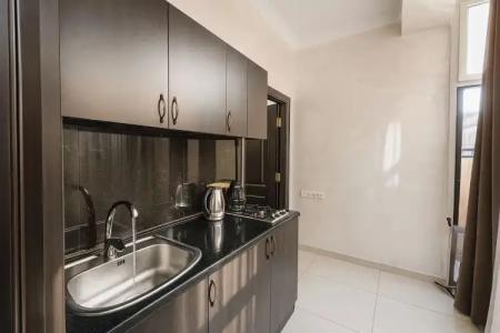 Royal Renaissance - 101