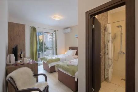 Le Marc Guest House - 4