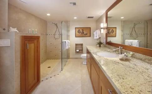 Makena Surf | B204 | Beachfront Resort - 6