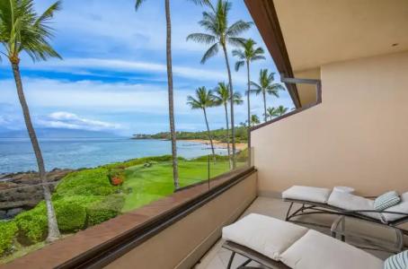 Makena Surf | B204 | Beachfront Resort - 16