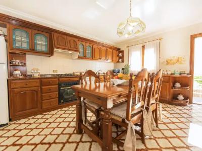 Hm010rs3 Roses Apto 12 - 14