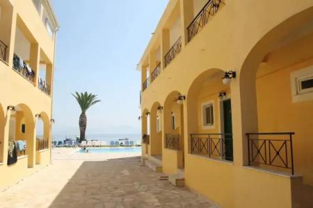 Complex Lemon Grove - 14