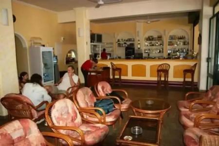 Complex Lemon Grove - 21