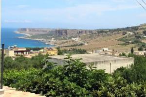 Raggio di Sole Bed & Breakfast Mini-hotel, Macari