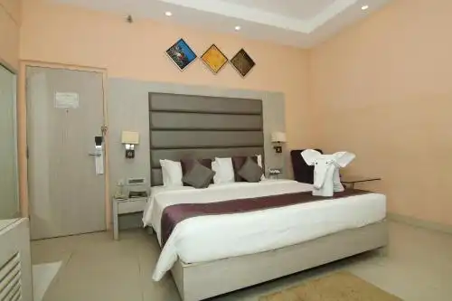 Golden Tulip Salt Lake City Kolkata - 6