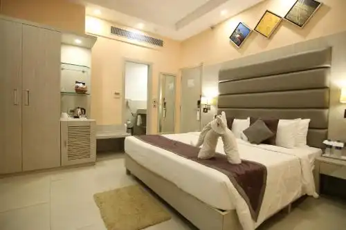 Golden Tulip Salt Lake City Kolkata - 5