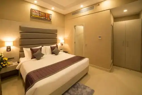 Golden Tulip Saltlake Kolkata - 12