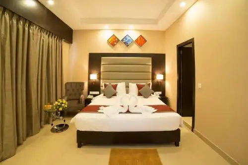 Golden Tulip Salt Lake City Kolkata - 8