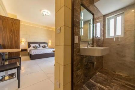 Il-Logga Boutique - 49