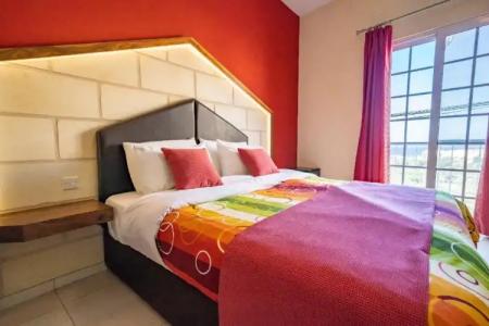 Il-Logga Boutique - 16