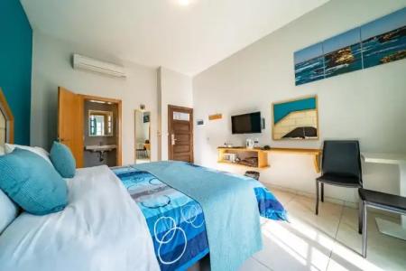 Il-Logga Boutique - 23