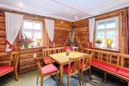 Garni Zum Holzfäller - 17