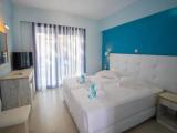 Deluxe Double room with balcony and with partial sea view