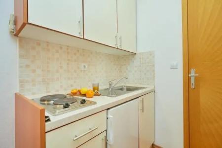 Apartments Zelic Tucepi - 109