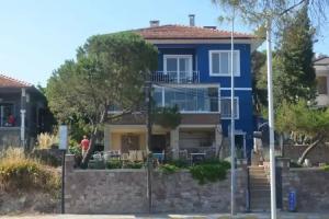Lacivert Hotel, Ayvalik