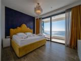 Family Apartment with sea view