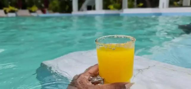 Lucky Beach Resort - 8