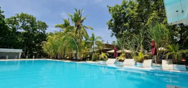 Lucky Beach Resort - 40