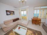 2 Bedrooms Apartment with balcony and with sea view