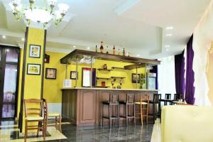 Germes Hotel, Agoy