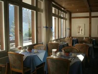 Residence & Apartments - 15