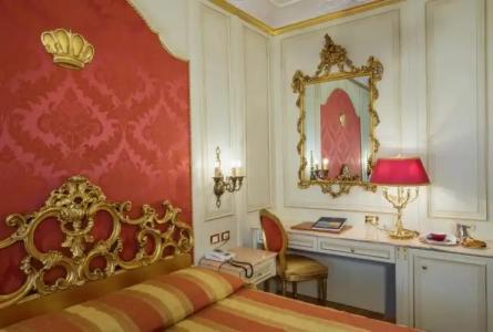 Regina Palace - 108