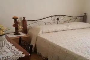 Guest House «Melyia 2»