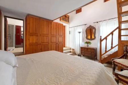 Melenos Art Boutique - 77