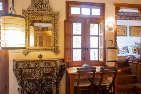 Melenos Art Boutique - 15