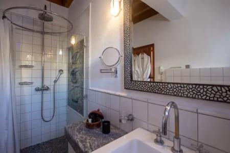 Melenos Art Boutique - 10