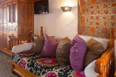 Melenos Art Boutique - 57