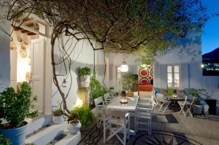 Melenos Art Boutique - 69