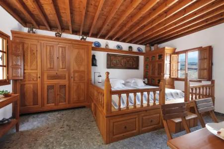 Melenos Art Boutique - 63