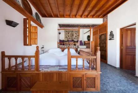 Melenos Art Boutique - 38