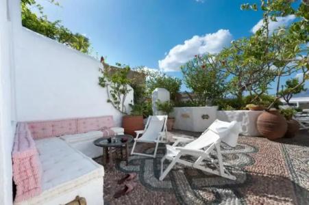 Melenos Art Boutique - 42