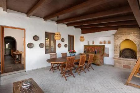 Melenos Art Boutique - 91