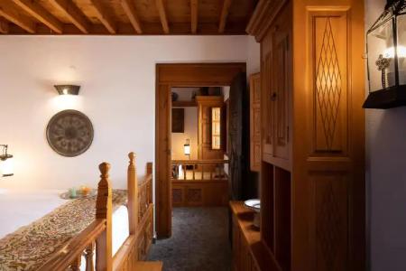 Melenos Art Boutique - 61