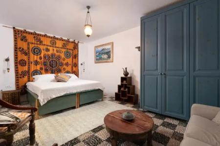 Melenos Art Boutique - 74