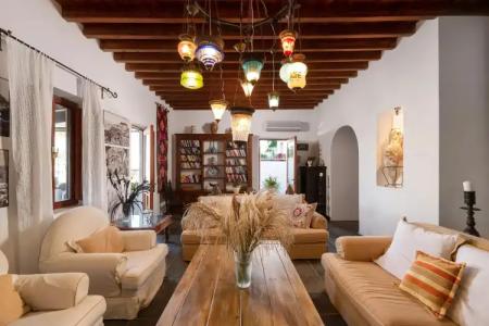 Melenos Art Boutique - 82