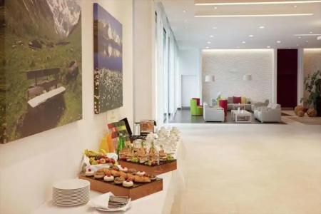Hilton Garden Inn Davos - 13