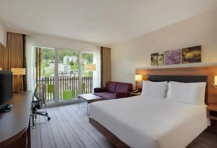 Hilton Garden Inn Davos - 36